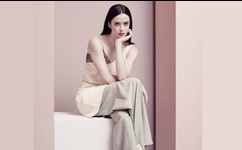 迈开腿给我看看草莓视频